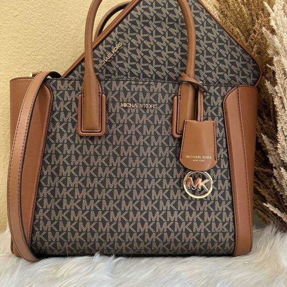 New Michael Kors kali satchel bag with iPad case - Picture 14 of 16